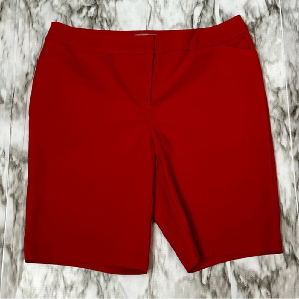 Chico's Red Bermuda Shorts Tailored Cotton Blend Classic Style Vibrant Color